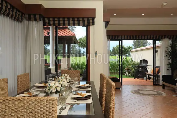 LAG22300: A Dream Villa in the Laguna Region with Private Pool and Golf Views for Sale. Photo #33