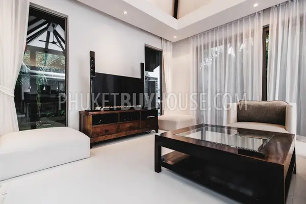 BAN22301: Stunning 3-Bedroom Villa in Phuket, Bang Tao for Sale and Ready to move in. Photo #3
