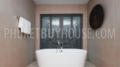 BAN22301: Stunning 3-Bedroom Villa in Phuket, Bang Tao for Sale and Ready to move in. Fotoğraf #38