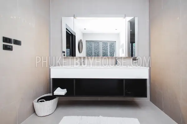 BAN22301: Stunning 3-Bedroom Villa in Phuket, Bang Tao for Sale and Ready to move in. Photo #63