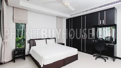 BAN22301: Stunning 3-Bedroom Villa in Phuket, Bang Tao for Sale and Ready to move in. Fotoğraf #43