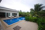 PHU1484: 3 Bedroom Luxury Pool Villa in Ko Kaeo behind The Boat Lagoon. Thumbnail #3