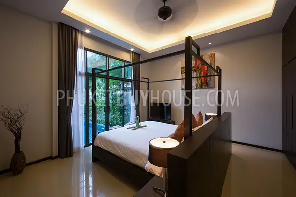 RAW22320: Modern 3 Bedroom Villa in Rawai with Private Pool for Sale. Photo #24