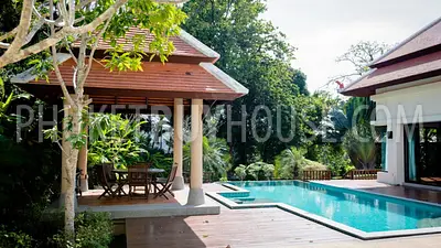 RAW22321: Unique 3BR Villa in Rawai with Large Plot and Pool for Sale. Fotoğraf #10