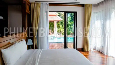 RAW22321: Unique 3BR Villa in Rawai with Large Plot and Pool for Sale. Fotoğraf #18