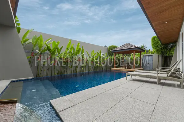 LAY22323: An Elegant 3-Bedroom Villa with Private Pool in Layan, Phuket. Photo #20