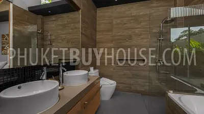 LAY22323: An Elegant 3-Bedroom Villa with Private Pool in Layan, Phuket. Photo #26