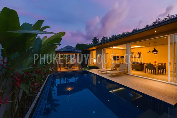 LAY22323: An Elegant 3-Bedroom Villa with Private Pool in Layan, Phuket. Photo #29