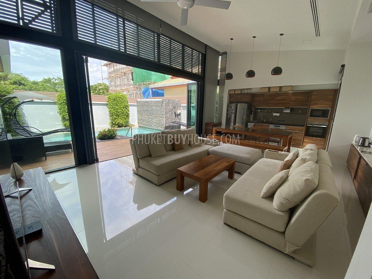 RAW6977: Gorgeous Villa for Sale in Rawai. Photo #9