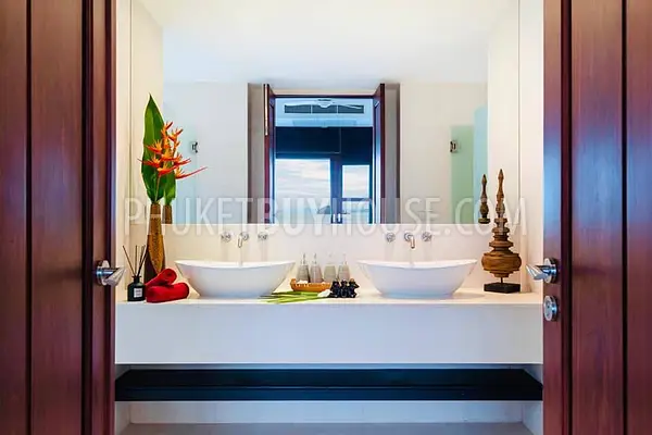 TAL6978: Luxury Villa for Sale in Thalang. Photo #4