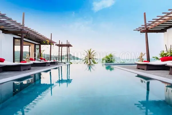 TAL6978: Luxury Villa for Sale in Thalang. Photo #1