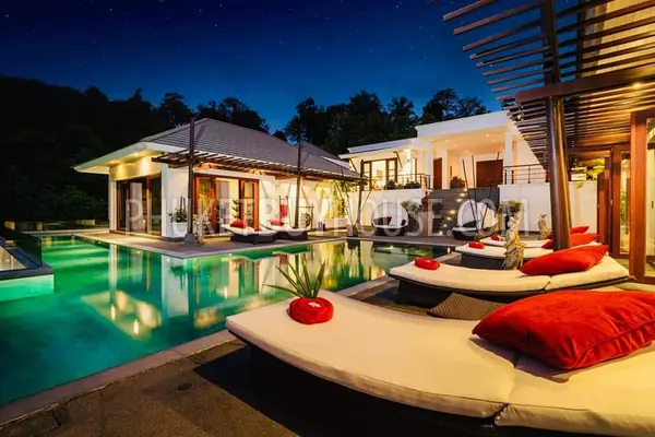 TAL6978: Luxury Villa for Sale in Thalang. Photo #14
