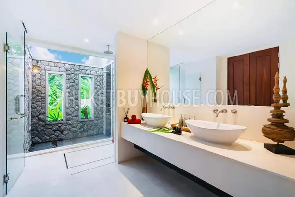 TAL6978: Luxury Villa for Sale in Thalang. Photo #15