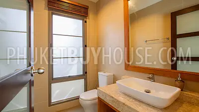 NAI22331: Modern Poolside 3 Bedroom Villa in with Spacious Open Design for Sale in Nai Harn. 照片 #13