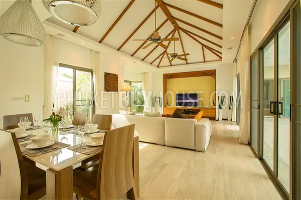 NAI22331: Modern Poolside 3 Bedroom Villa in with Spacious Open Design for Sale in Nai Harn. Photo #24