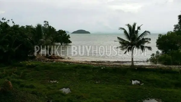 ISL6980: Plot of Land for Sale in. Fotoğraf #1