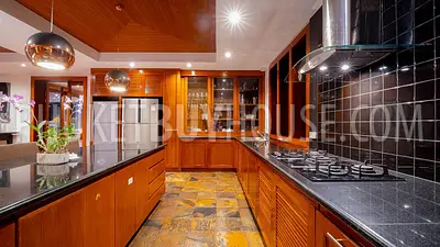 SUR22341: Breathtaking Sea View 5-Bedroom Villa for Sale in Surin Beach, Phuket. Fotoğraf #23