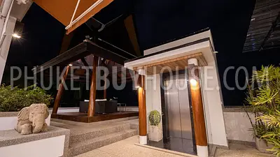 SUR22341: Breathtaking Sea View 5-Bedroom Villa for Sale in Surin Beach, Phuket. Fotoğraf #37