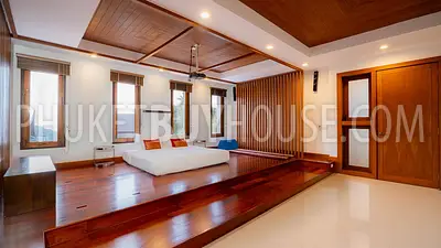 SUR22341: Breathtaking Sea View 5-Bedroom Villa for Sale in Surin Beach, Phuket. Fotoğraf #42