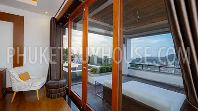 SUR22341: Breathtaking Sea View 5-Bedroom Villa for Sale in Surin Beach, Phuket. Fotoğraf #57