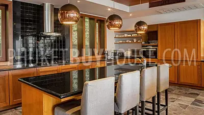 SUR22341: Breathtaking Sea View 5-Bedroom Villa for Sale in Surin Beach, Phuket. Fotoğraf #52