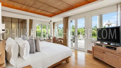 LAY22342: Exquisite Oceanfront Villa with Panoramic Sea Views and Luxurious Amenities in Layan. Fotoğraf #5