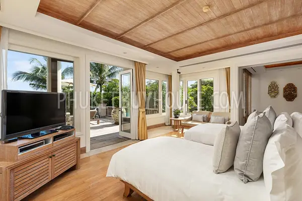 LAY22342: Exquisite Oceanfront Villa with Panoramic Sea Views and Luxurious Amenities in Layan. Photo #15