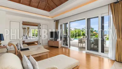 LAY22342: Exquisite Oceanfront Villa with Panoramic Sea Views and Luxurious Amenities in Layan. Fotoğraf #4
