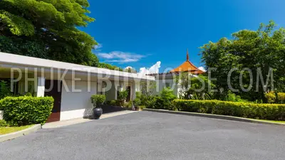LAY22342: Exquisite Oceanfront Villa with Panoramic Sea Views and Luxurious Amenities in Layan. Fotoğraf #37