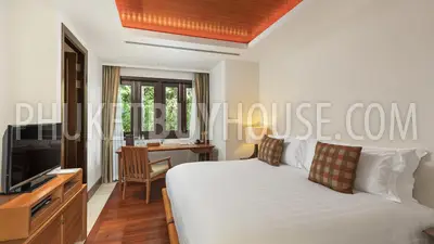 LAY22342: Exquisite Oceanfront Villa with Panoramic Sea Views and Luxurious Amenities in Layan. Fotoğraf #17
