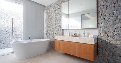 BAN7101: Balinese Style 4-Bedroom Villas in Bang Tao Area. Photo #15