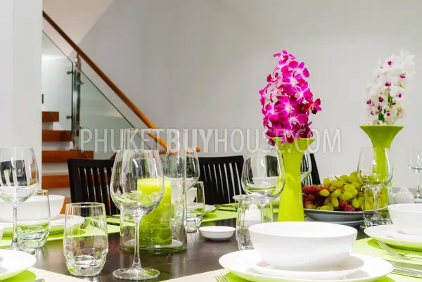 RAW7002: Luxurious 5 bedroom Villa with Infinity Pool in Rawai. Photo #7