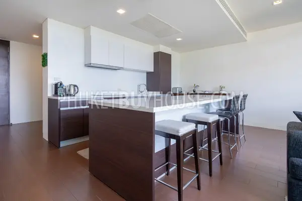 LAG22347: 2-Bedroom Loft with Scenic Views and Modern Amenities for Sale in Laguna. Photo #9