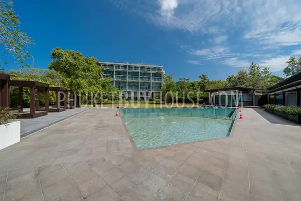 LAG22347: 2-Bedroom Loft with Scenic Views and Modern Amenities for Sale in Laguna. Photo #2