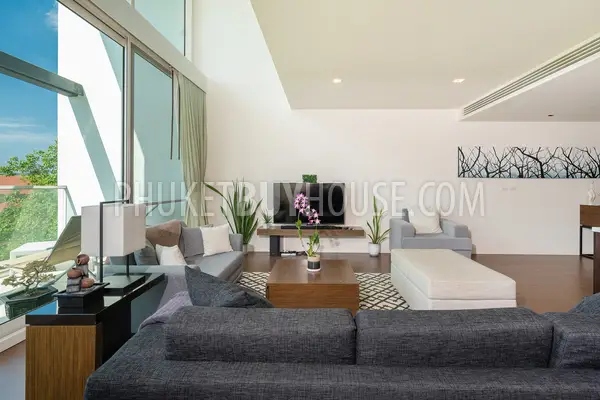 LAG22347: 2-Bedroom Loft with Scenic Views and Modern Amenities for Sale in Laguna. Photo #27