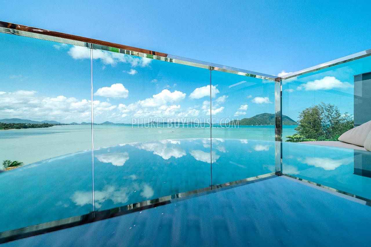RAW7002: Luxurious 5 bedroom Villa with Infinity Pool in Rawai. Photo #19