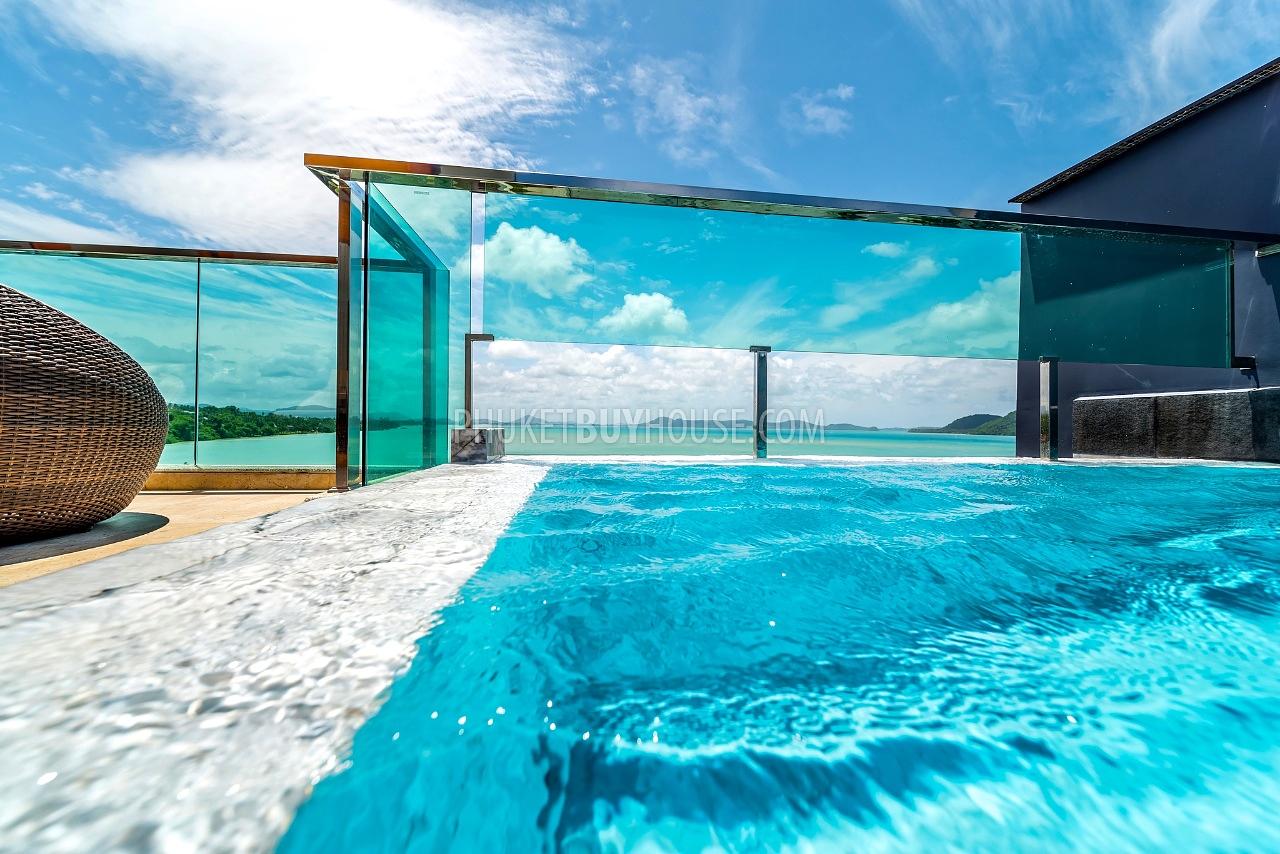 RAW7002: Luxurious 5 bedroom Villa with Infinity Pool in Rawai. Photo #21