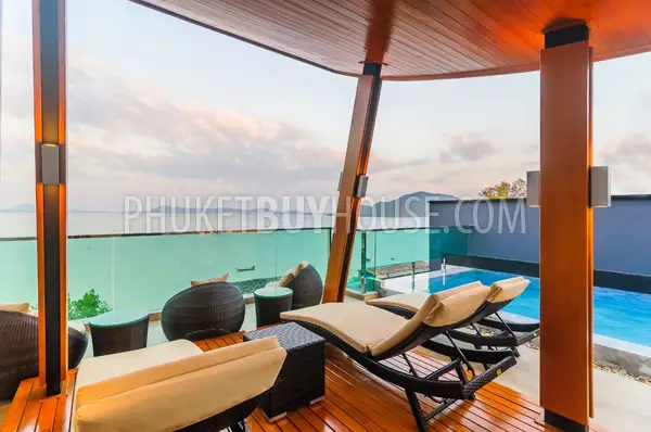 RAW7002: Luxurious 5 bedroom Villa with Infinity Pool in Rawai. Photo #28