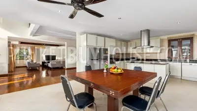 PAT7022: 7-bedroom Villa with View at Patong. Photo #16