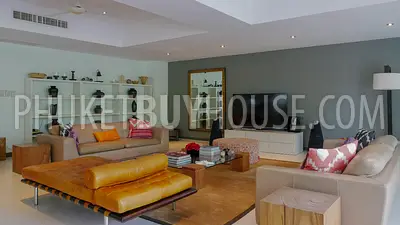 KTH7027: Townhouse with a Private Swimming Pool in Kathu. Photo #3