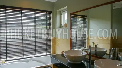 KTH7027: Townhouse with a Private Swimming Pool in Kathu. Photo #17