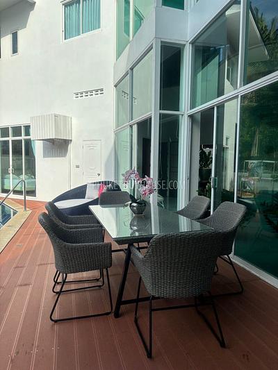 KAT5739: Lovely 6 Bedroom Villa in Kata Beach. Photo #32