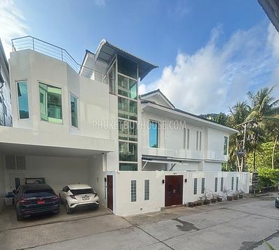 KAT5739: Lovely 6 Bedroom Villa in Kata Beach. Photo #1