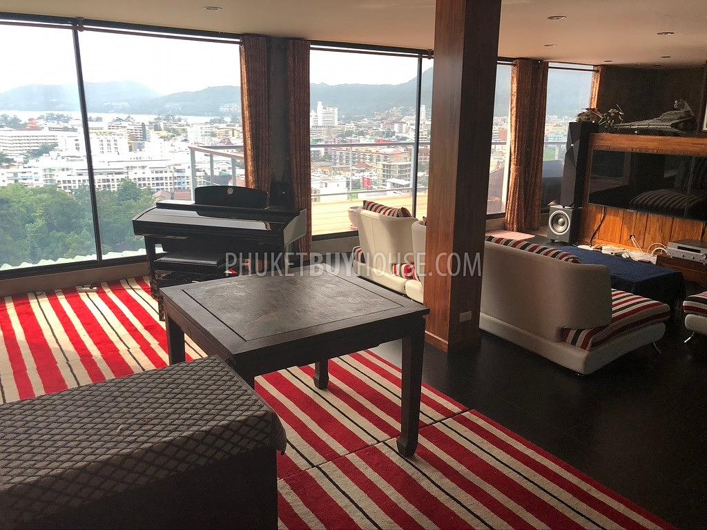 PAT7036: Two Bedroom Luxury Apartment with Views at Patong Bay. Photo #10