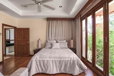 LAG22206: Luxurious Lakeview Villa in Laguna Phuket - A Rare Gem with Unlimited Potential. Photo #32