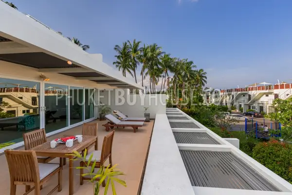 RAW22381: Seaside Elegance with Panoramic Views and Contemporary Comfort 2 Bedroom Suite in Rawai for Sale. Fotoğraf #2