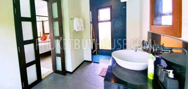 RAW7044: 3-Bedroom Villa in Peaceful Area of Rawai. Photo #7