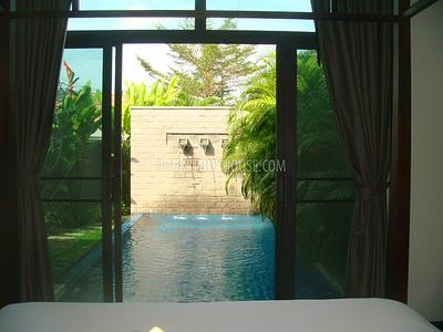NAI7046: Majestic Pool Villa in Nai Harn. Photo #2