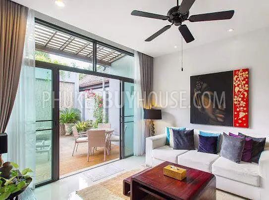 NAI7048: Nai Harn Villa with Private Garden and Pool. Photo #5