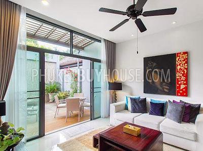 NAI7048: Nai Harn Villa with Private Garden and Pool. Photo #5